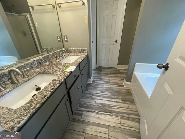 18 Column Court, Douglasville, GA 30134