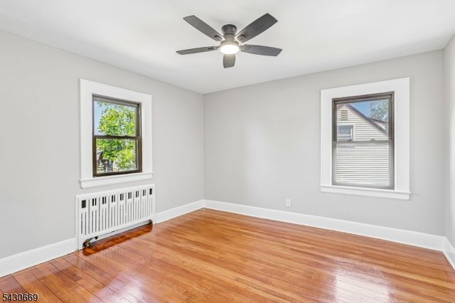 423 E Lincoln Ave, Roselle Park Boro, NJ 07204