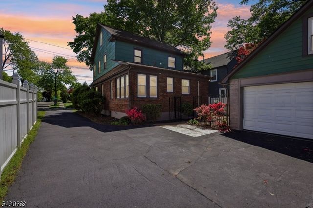 423 E Lincoln Ave, Roselle Park Boro, NJ 07204