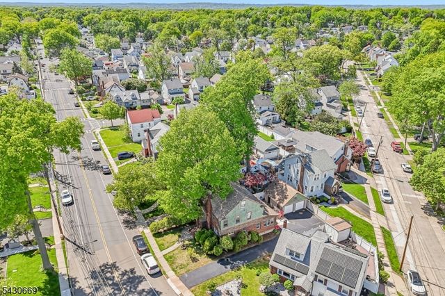 423 E Lincoln Ave, Roselle Park Boro, NJ 07204
