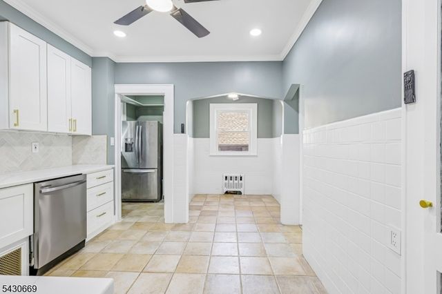 423 E Lincoln Ave, Roselle Park Boro, NJ 07204