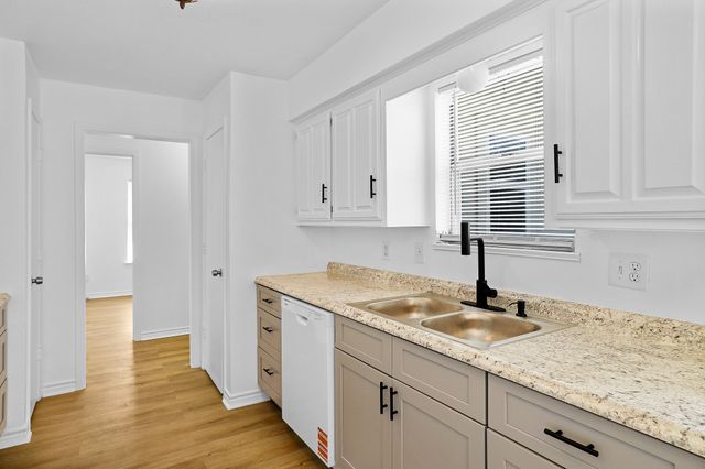 2604 Danny Lane, Farmers Branch, TX 75234