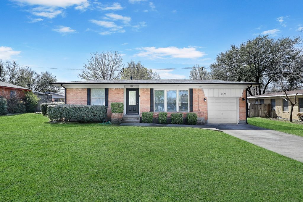 2604 Danny Lane, Farmers Branch, TX 75234