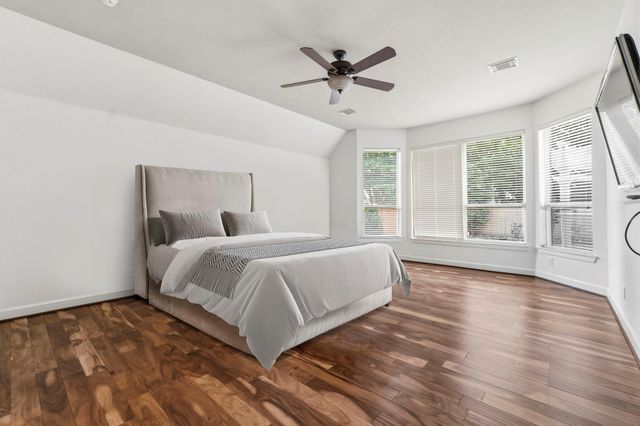 27 N Arrow Canyon Circle, The Woodlands, TX 77389