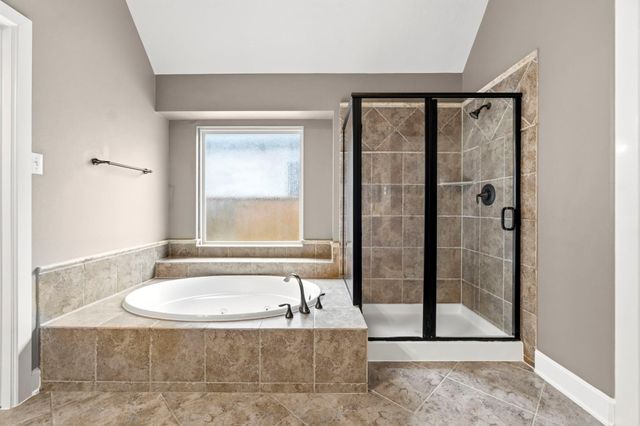 27 N Arrow Canyon Circle, The Woodlands, TX 77389