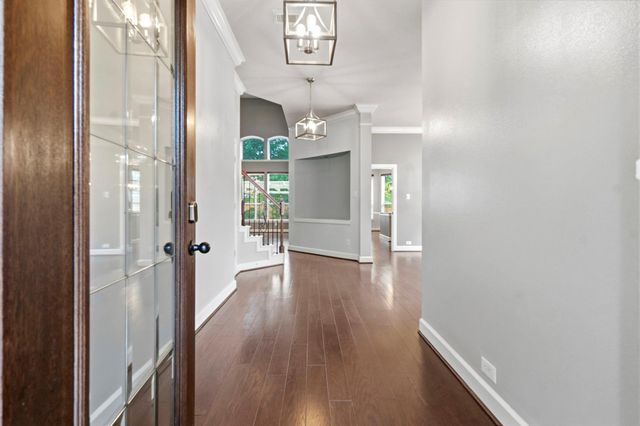 27 N Arrow Canyon Circle, The Woodlands, TX 77389