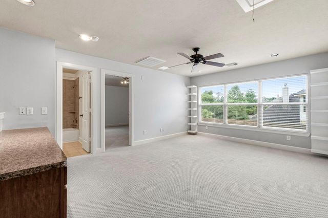 27 N Arrow Canyon Circle, The Woodlands, TX 77389