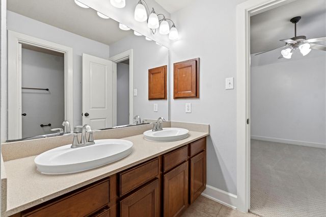 27 N Arrow Canyon Circle, The Woodlands, TX 77389