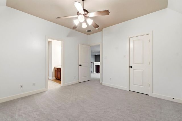 27 N Arrow Canyon Circle, The Woodlands, TX 77389