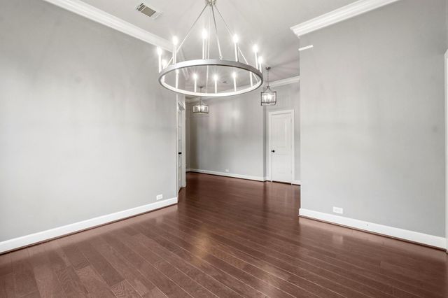 27 N Arrow Canyon Circle, The Woodlands, TX 77389