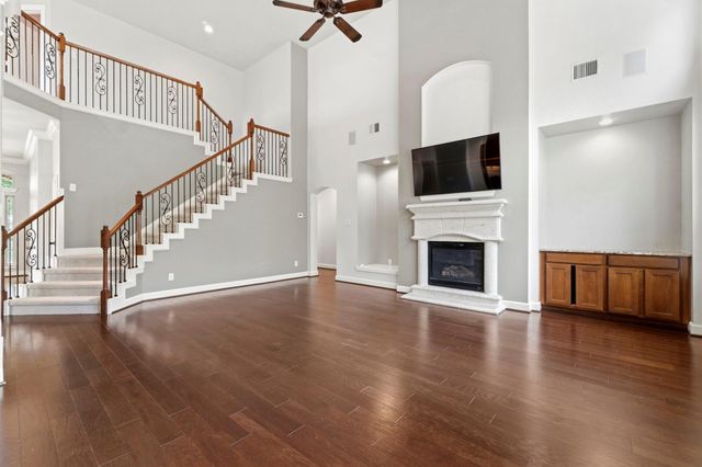 27 N Arrow Canyon Circle, The Woodlands, TX 77389