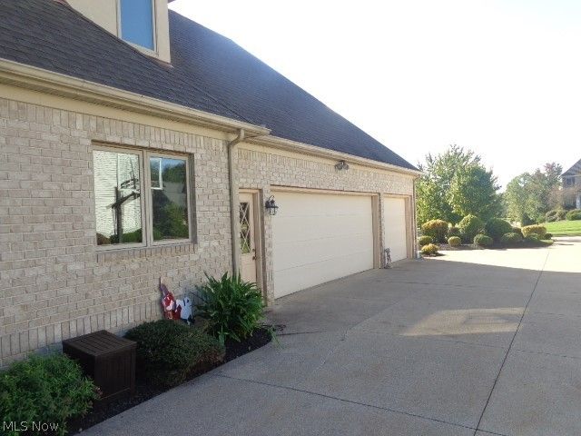 3062 Osage Way, Broadview Heights, OH 44147