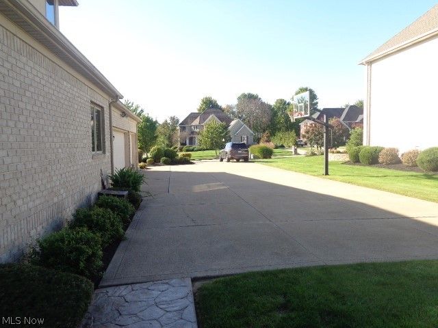 3062 Osage Way, Broadview Heights, OH 44147