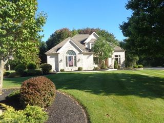 3062 Osage Way, Broadview Heights, OH 44147