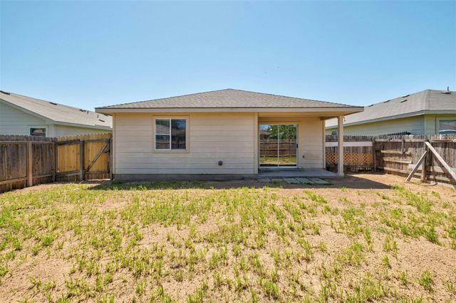 12524 Sky Harbor DR, Del Valle, TX 78617