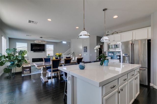 11922 Fisterra Court, Las Vegas, NV 89138
