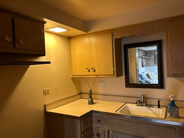 17308 Forestway Drive, East Hazel Crest, IL 60429