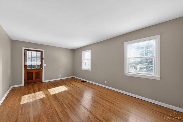 1936 Waltham Avenue, North College Hill, OH 45239