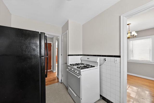 1936 Waltham Avenue, North College Hill, OH 45239