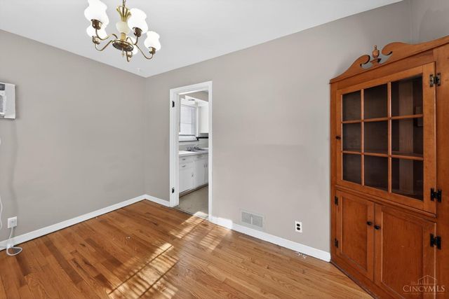 1936 Waltham Avenue, North College Hill, OH 45239