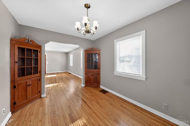 1936 Waltham Avenue, North College Hill, OH 45239