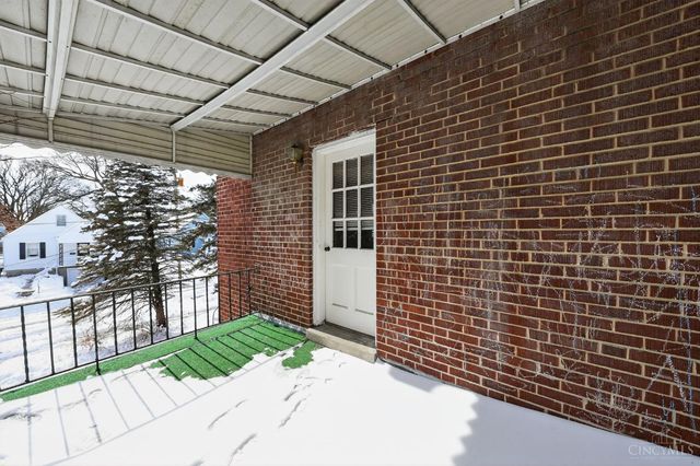 1936 Waltham Avenue, North College Hill, OH 45239