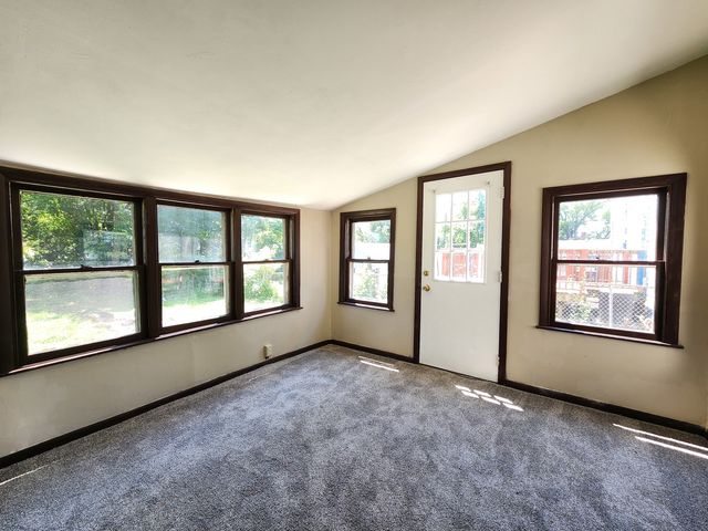 1209 Gaines Street, Davenport, IA 52804