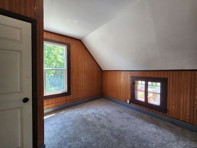 1209 Gaines Street, Davenport, IA 52804