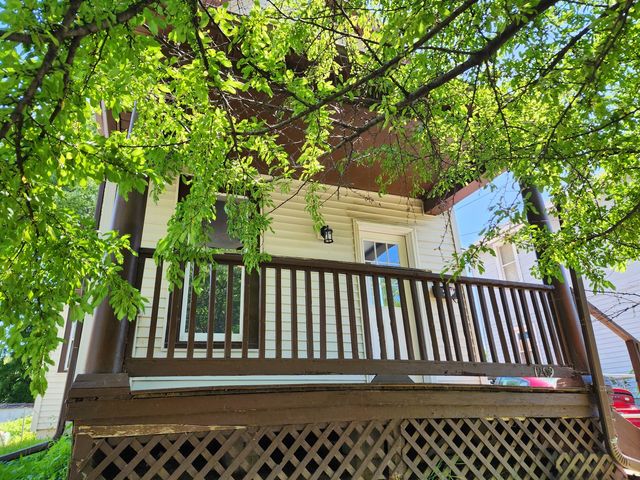 1209 Gaines Street, Davenport, IA 52804