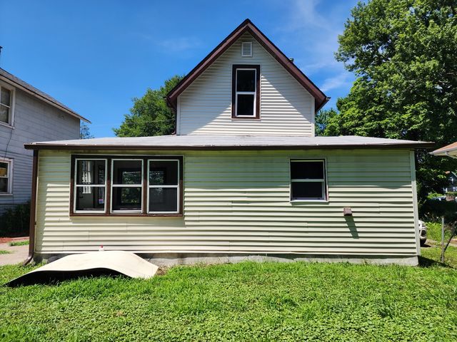 1209 Gaines Street, Davenport, IA 52804