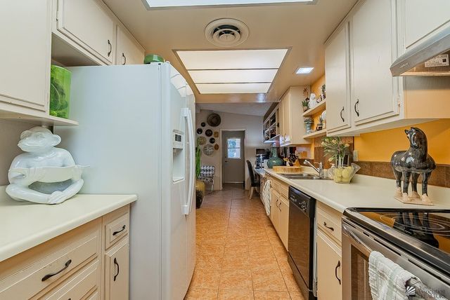 1400 E Laguna Pl, Yuma, AZ 85365