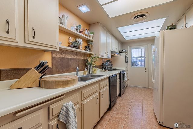 1400 E Laguna Pl, Yuma, AZ 85365