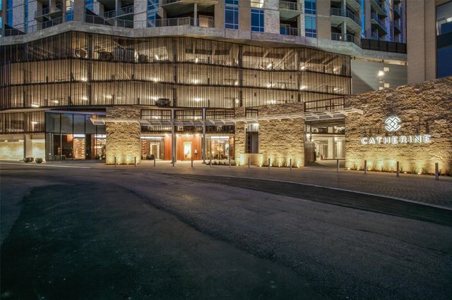 214 Barton Springs RD 922, Austin, TX 78704