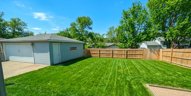 117 Galewood Drive, Bolingbrook, IL 60440