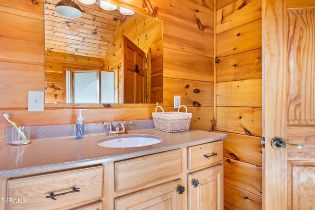 1148 Drakes Creek Road, Trade, TN 37691