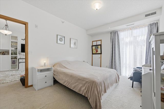 1776 Maryland Avenue E 106, Saint Paul, MN 55106