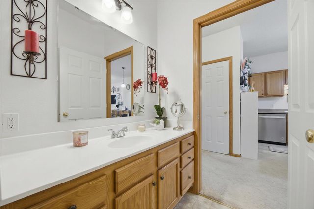1776 Maryland Avenue E 106, Saint Paul, MN 55106