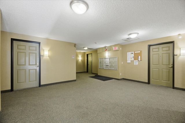 1776 Maryland Avenue E 106, Saint Paul, MN 55106