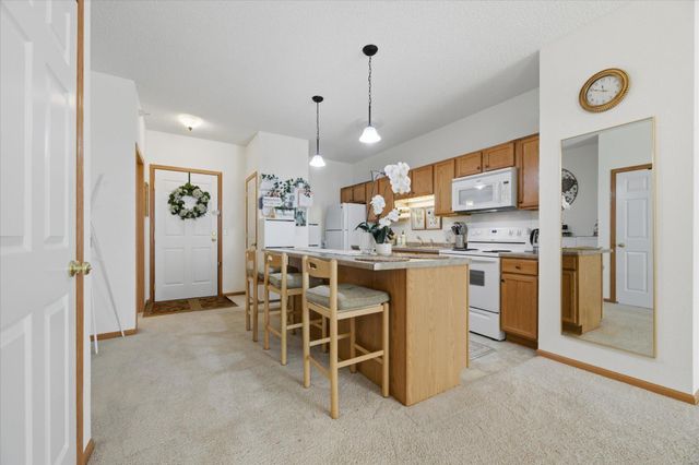 1776 Maryland Avenue E 106, Saint Paul, MN 55106