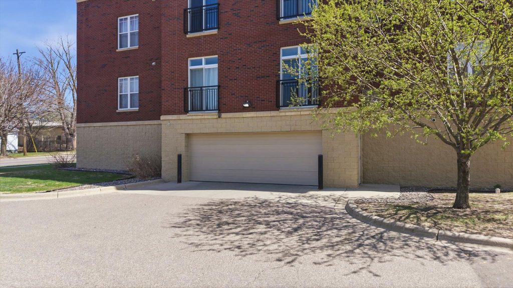 1776 Maryland Avenue E 106, Saint Paul, MN 55106 — photo 2