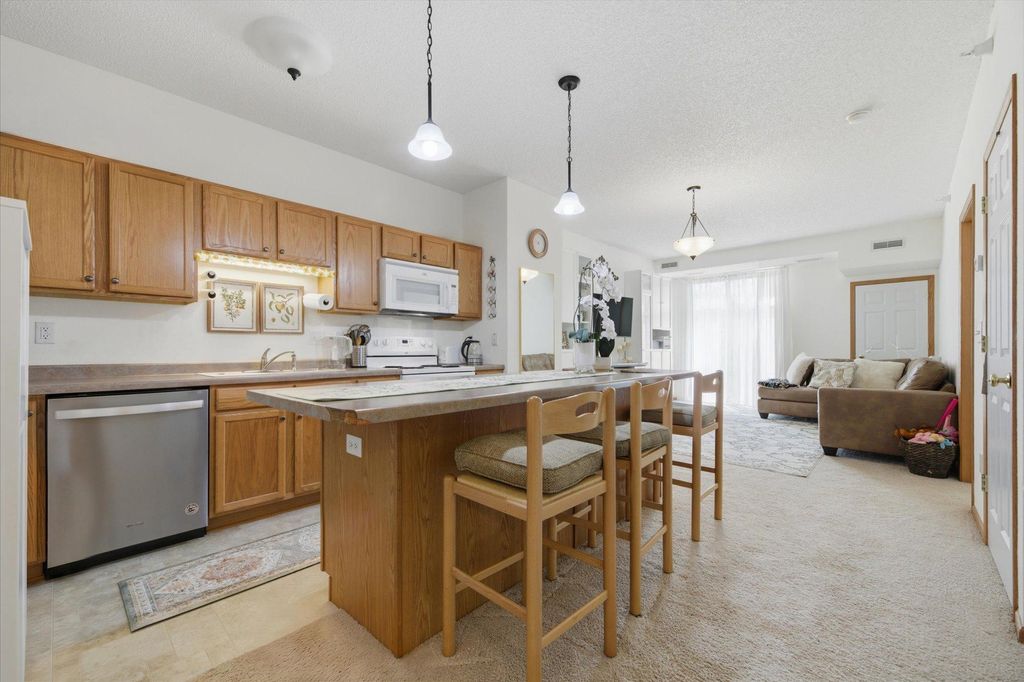 1776 Maryland Avenue E 106, Saint Paul, MN 55106 — photo 3