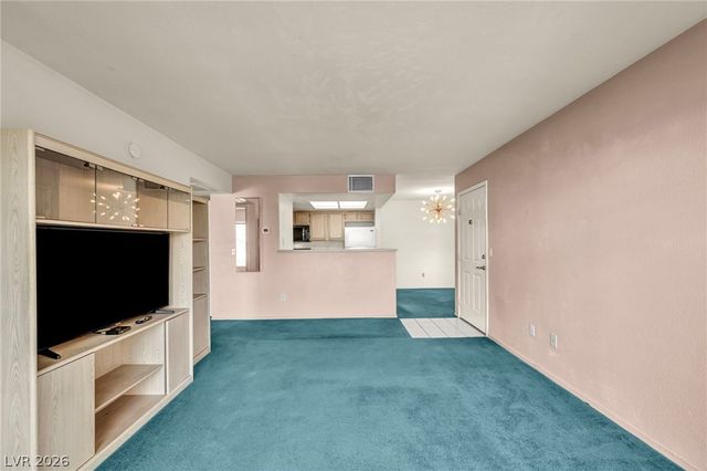 8070 West Russell Road 2060, Las Vegas, NV 89113