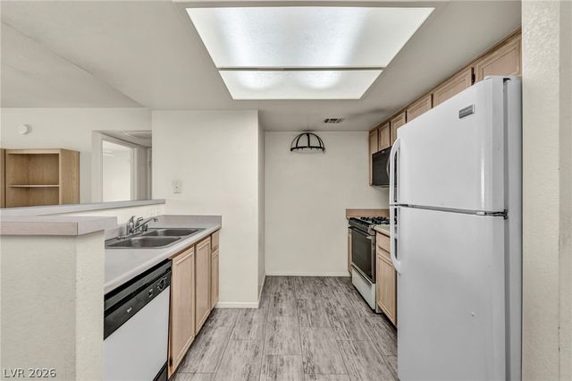 8070 West Russell Road 2060, Las Vegas, NV 89113