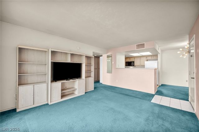 8070 West Russell Road 2060, Las Vegas, NV 89113