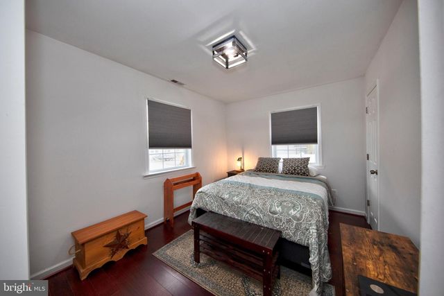 2 STRUT CT, Baltimore, MD 21220