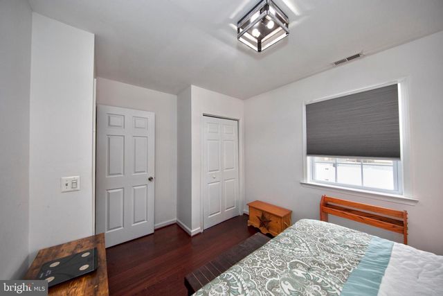 2 STRUT CT, Baltimore, MD 21220