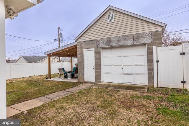 2 STRUT CT, Baltimore, MD 21220