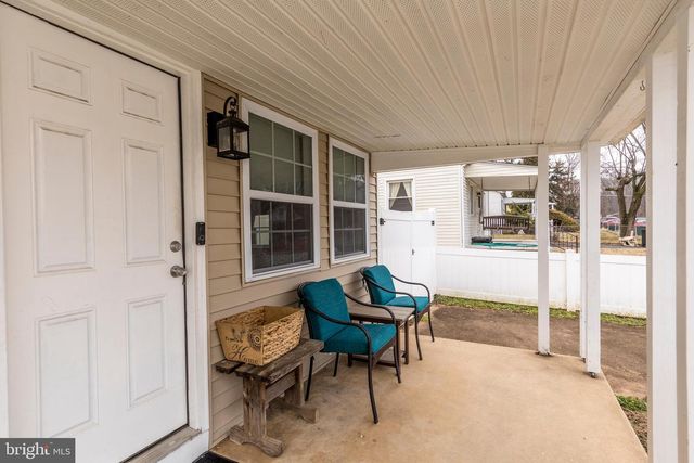 2 STRUT CT, Baltimore, MD 21220