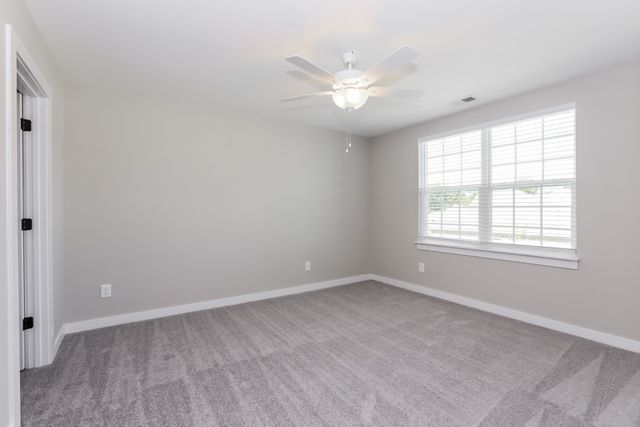 5307 Nancy Seward Dr, Murfreesboro, TN 37129