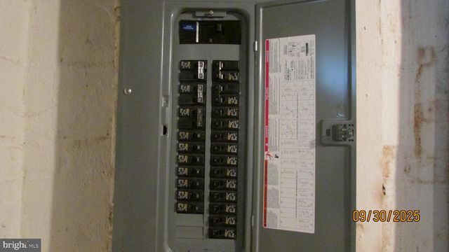 4809 SHERIDAN ST, Riverdale, MD 20737